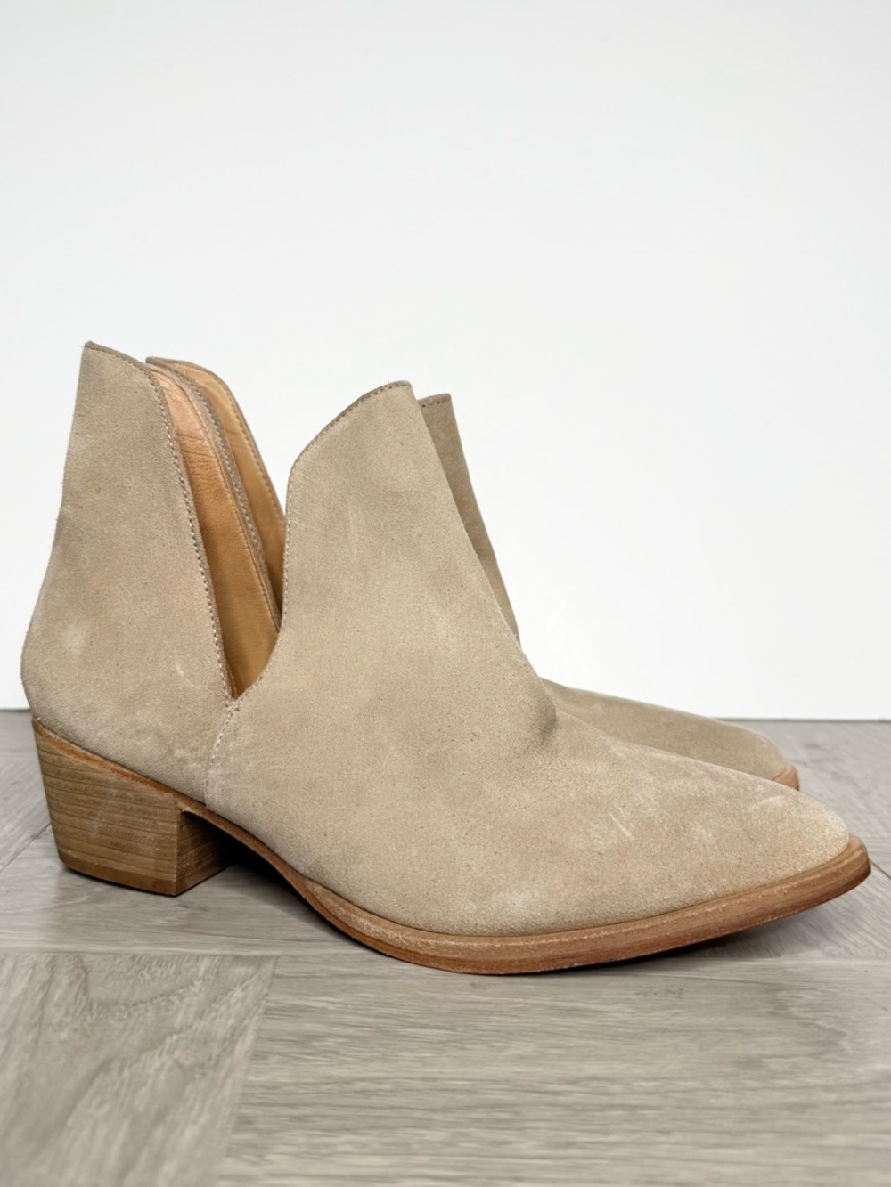 Free People Tan Suede Bootie 39